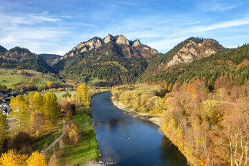 Wall Mural - Aerial view of Trzy Korony mountain in Pieniny, Poland, during autumn