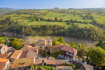 Sticker - Vue sur le village de Saint-Jean-Saint-Maurice-sur-Loire depuis le Donjon de Saint-Jean-Saint-Maurice-sur-Loire