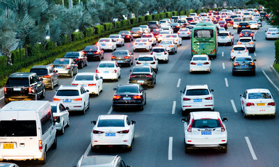 Canvas Print - Traffic jam in the rush hour evening