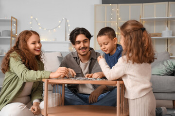 Poster - Happy family doing puzzle at home