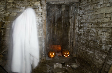 Canvas Print - ghost in abandoned building Halloween background