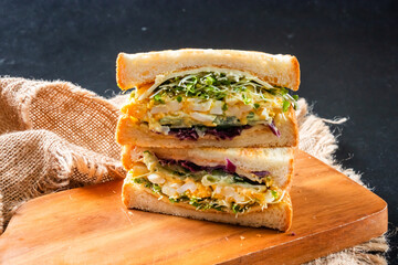 Poster - ホットサンドイッチ　Italian popular hot sandwich (panini)