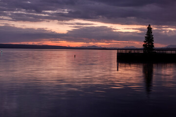 Wall Mural - September Sunrise Over the Lake in Yellowstone National Park