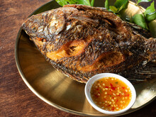 Deep Fried Tilapia Fish With Dipping Sauce