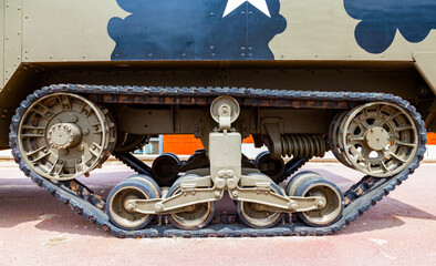 Wall Mural - old tank of second world war on the coast of Arromanches in Normandy