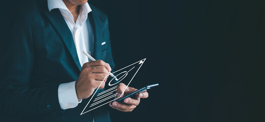 Business Performance Checklist: Business personnel conduct online checklist surveys using smartphones and fill out digital form checklist Evaluation questionnaire online survey online exam