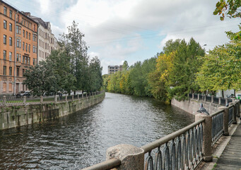 Wall Mural - bridge over the river