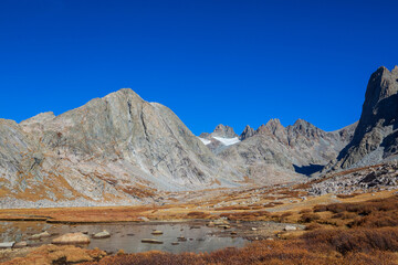 Wall Mural - Autumn lake