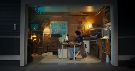 Fototapete - Caucasian Male Software Engineer Programming On Old Desktop Computer In Retro Garage In The Evening. Ambitious Man Starting an Innovative Fintech Startup Company In Nineties. Nostalgia Concept.