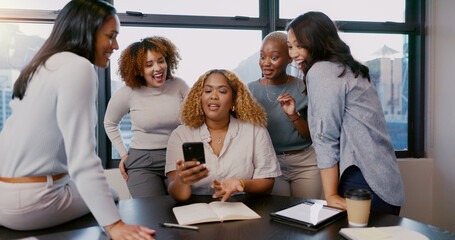 Aufkleber - Teamwork, happy or business women with phone for gossip news, social media or blog content reading In office. Friends, startup or group of employee on smartphone smile for networking or communication