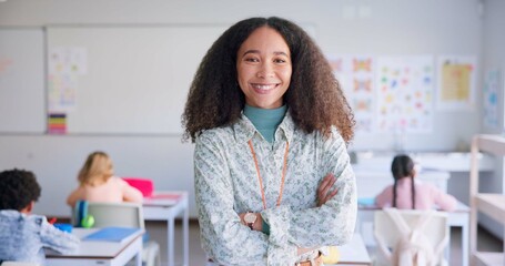 Poster - Female teacher, arms crossed and smile in class with school kids, pride or happy for education career. Woman, classroom and learning expert for children, face or portrait with development for future