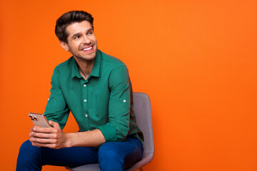 Aufkleber - Photo of business worker content creator young man decide how sell his advertisement for subscribers isolated on orange color background