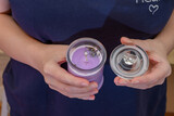 Fototapeta Lawenda - Świeczka lawendowa w szklanym słoiczku z pokrywką 