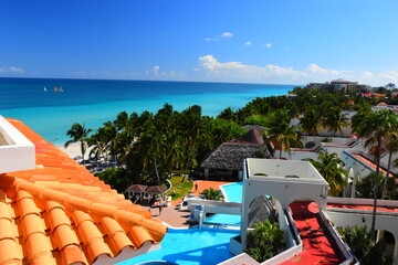 Wall Mural - Varadero ,CUBA - APRIL 08, 2023 : The beach of Varadero in Cuba on a beautiful summer morning