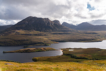 Surrounding of Ullapool is really great from your adventures to the scottish wilderness. Great view on mountains, lakes and many more. Most iconic mountain with stunning views is Stac Pollaidh.