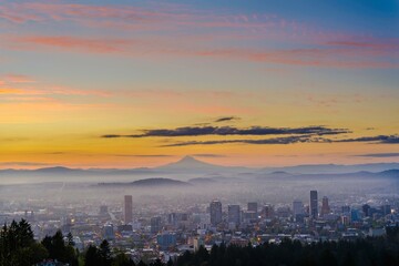 Canvas Print - 4K Image: Panoramic View of Portland, Oregon Cityscape, Urban Beauty