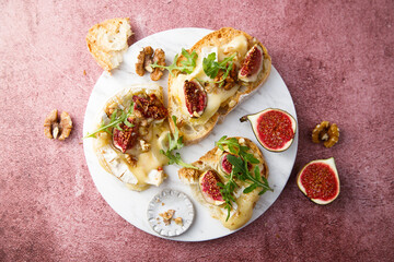 Sticker - Baked camembert cheese with figs and honey on toast