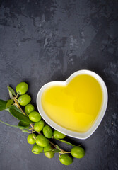 Wall Mural - Green olive and olive oil isolated