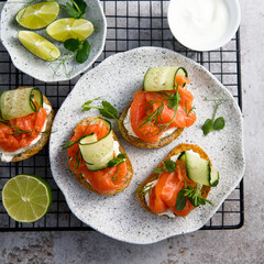 Canvas Print - Homemade crostini with smoked salmon and cucumber