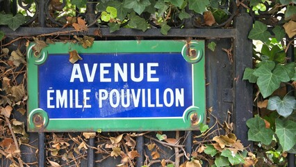 Wall Mural - Paris avenue name sign