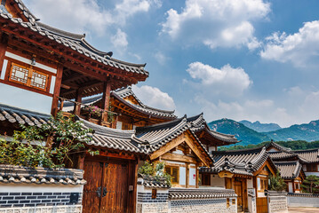 Wall Mural - 대한민국 서울 은평한옥마을과 북한산