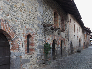 Canvas Print - Ricetto medieval village in Candelo