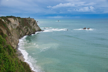 Wall Mural - Cliffs seen from Punta de Cuerno, near La Regalina, Cadacedo, Asturias, Spain