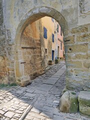 Canvas Print - old town street