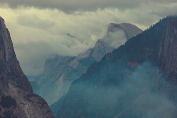 Wall Mural - Yosemite