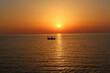 coucher de soleil sur barque