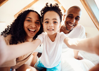 Poster - Family, funny portrait and selfie in home, bonding or laughing together with a smile. Face, happy and girl with father, mother and parents taking profile picture for memory, social media and love.