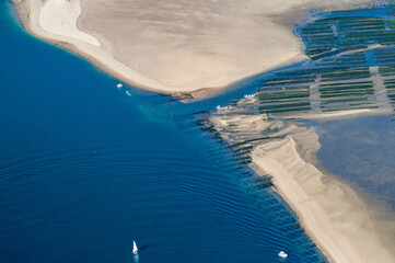 Wall Mural - vue aérienne du Bassin d'Arcachon en France