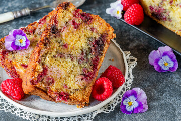 Canvas Print - Moist raspberry and chocolate cake