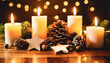 Vier Adventskerzen mit Weihnachtsdekoration und Tannenzapfen, warmes Ambiente