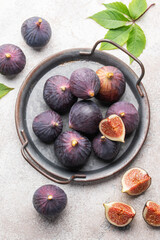 Wall Mural - Fresh ripe figs