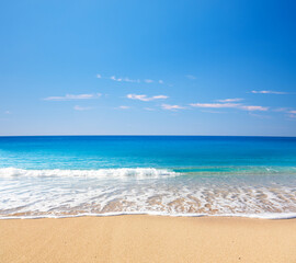 Wall Mural - beautful tropical sea and sandy beach