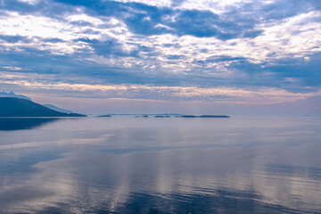  der magische Fjord Balsfjorden südlich von der Polarstadt Tromsö in Norwegen