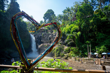 Wall Mural - Tegenungan waterfall in Bali, Indonesia
