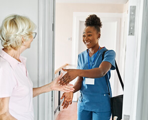 nurse senior home care patient elderly caregiver door welcome greeting front door house house call health woman retirement assistance nursing carer a helping hand arrival doorway