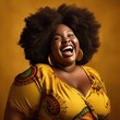 © Eduardo - retrato de Una hermosa mujer gorda afro sonriendo