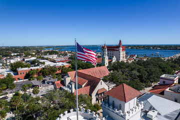 Wall Mural - Beautiful aerial view of the St Augustine, the oldest town in USA. the castle of San Marcos National Monument, Flagler College and the Matanzas Bay