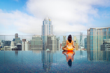 Wall Mural - Asian traveller woman sleep and relax at swimming pool