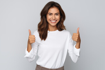 beautiful brunette woman smiling and showing ok thumb, isolatet background, businesswoman portrait, 