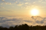 Fototapeta Tęcza - 高谷山　高谷山霧の海展望台　広島　日の出　雲海
