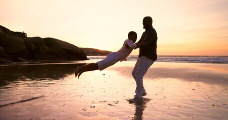 Poster - Father, beach and playing swing with boy, happy and smile for joy, sunset and playful. Parent, child and fun with dad, freedom or outdoor for childhood, carefree or weekend for laugh, enjoy or love