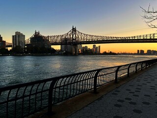 Poster - Scenic sunset scene of Ed Koch Queensboro Bridge. New York, USA