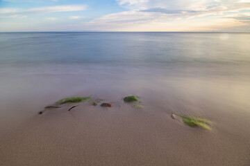 Canvas Print - Long exposure photo of Baltic sea and coast