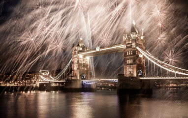 Wall Mural - fireworks over Tower bridge New Year in London