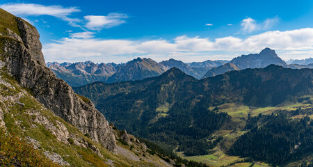 Wall Mural - Autumn mountain tour on the Hoher Ifen in the Kleinwalsertal Allgau Alps