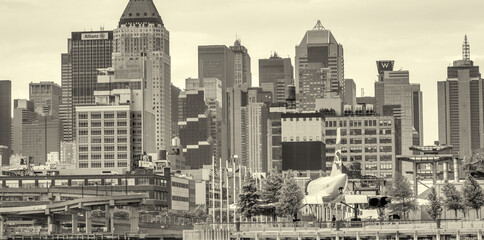 Canvas Print - New York City - June 2013: Buildings of Manhattan